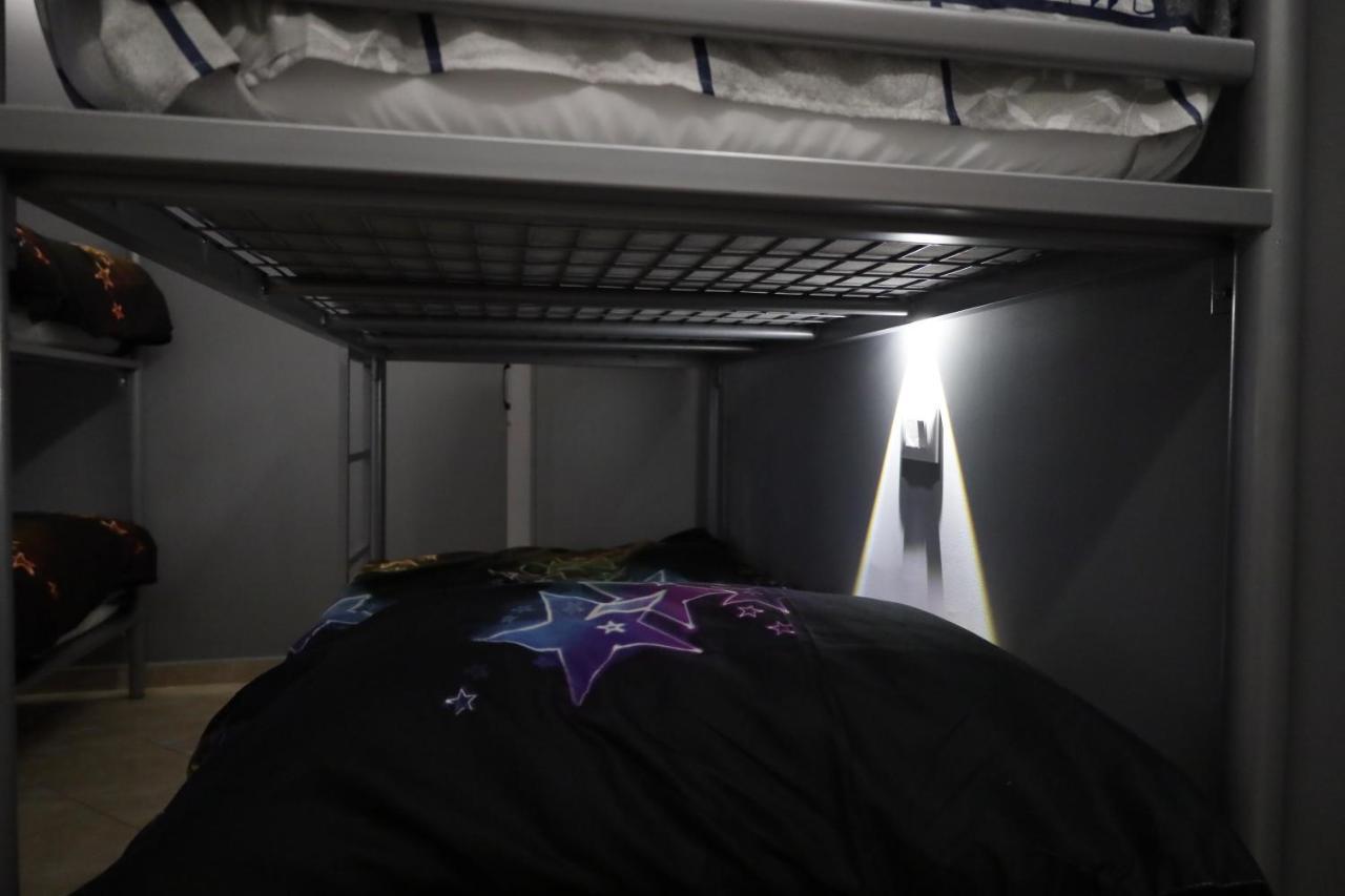 Sonche Hostel Tirana Extérieur photo